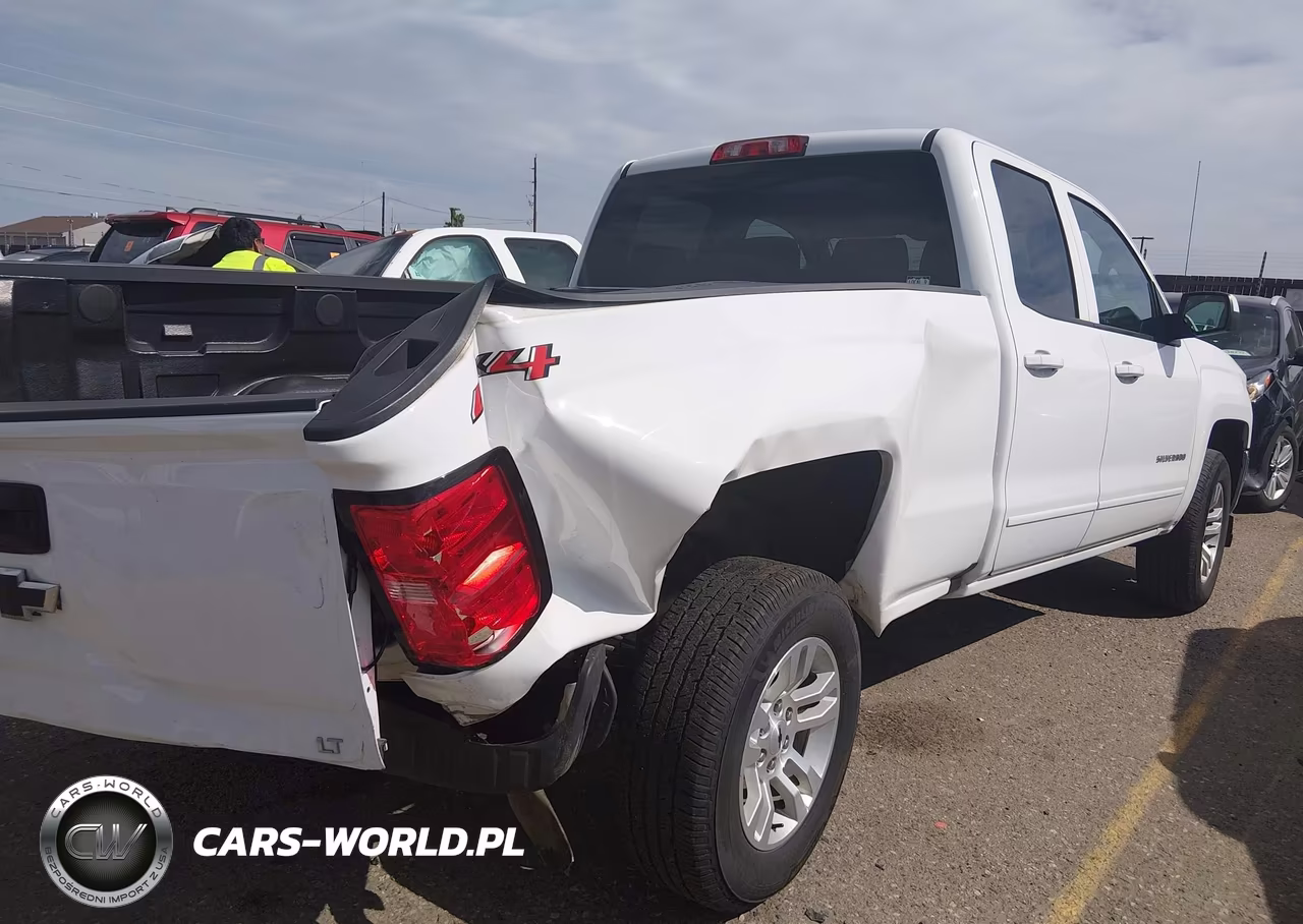 2018 Chevrolet Silverado 1500 Lt VIN:1GCVKREH9JZ382318 - 4