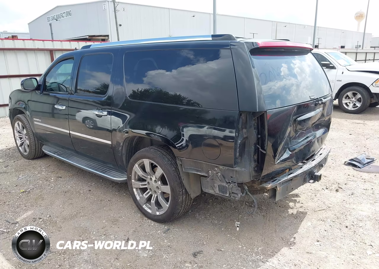 2010 GMC Yukon Xl 1500 Denali VIN:1GKUCMEFXAR177265 - 3