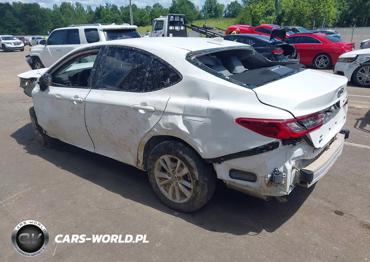 2025 Toyota Camry Le VIN:4T1DBADK5SU027571 - 3
