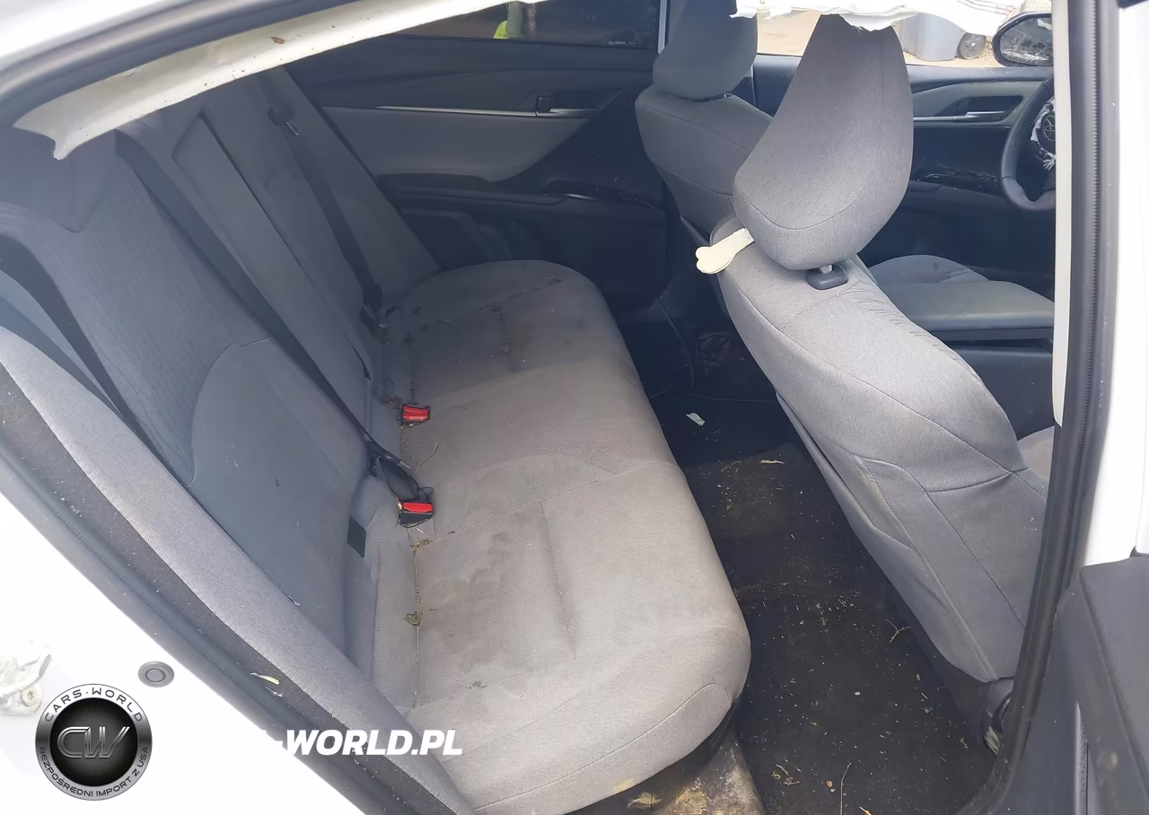 2025 Toyota Camry Le VIN:4T1DBADK5SU027571 - 8
