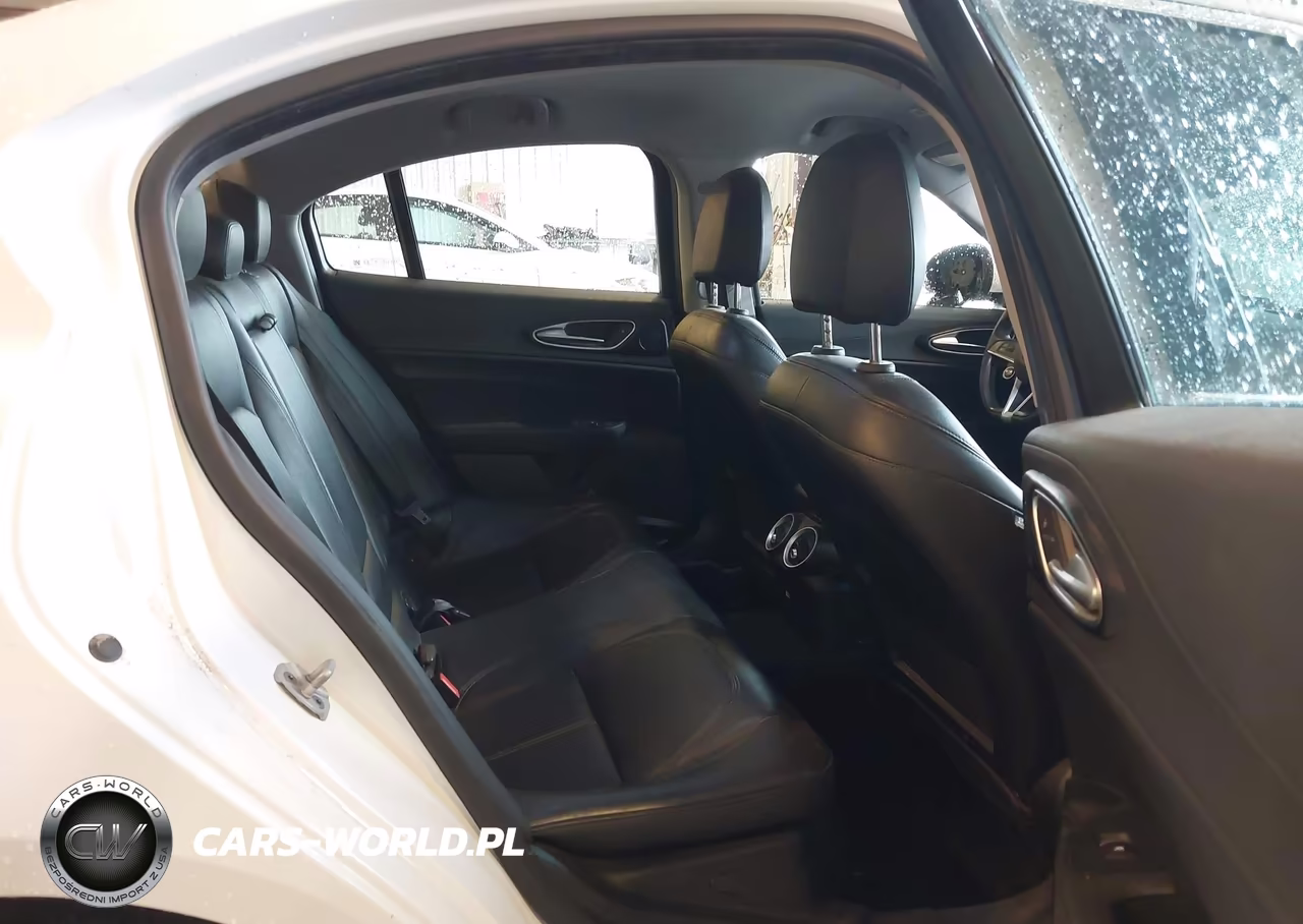 2017 Alfa Romeo Giulia Awd VIN:ZARFAEDN6H7539046 - 8