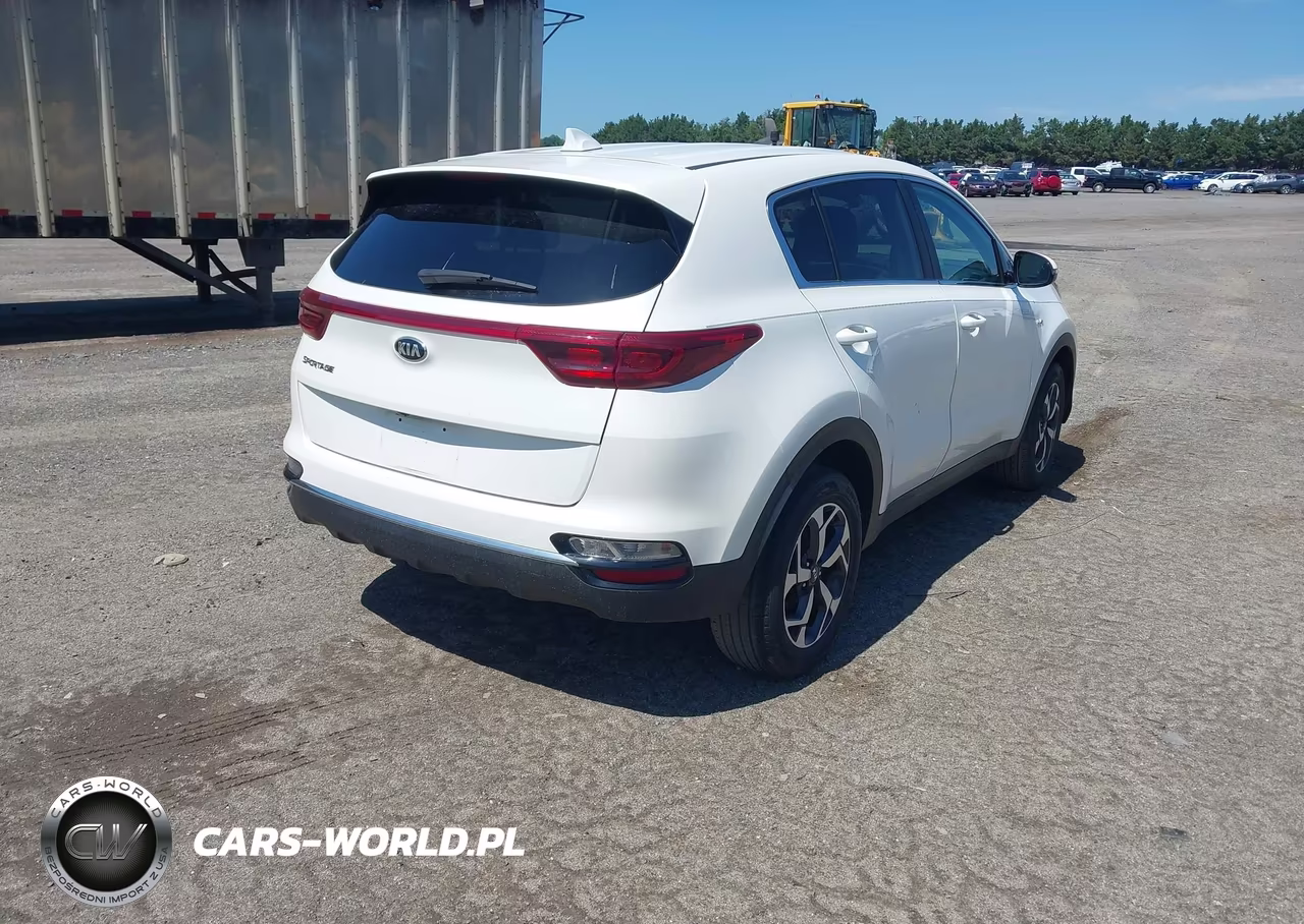 2021 Kia Sportage Lx VIN:KNDPMCAC2M7913174 - 4