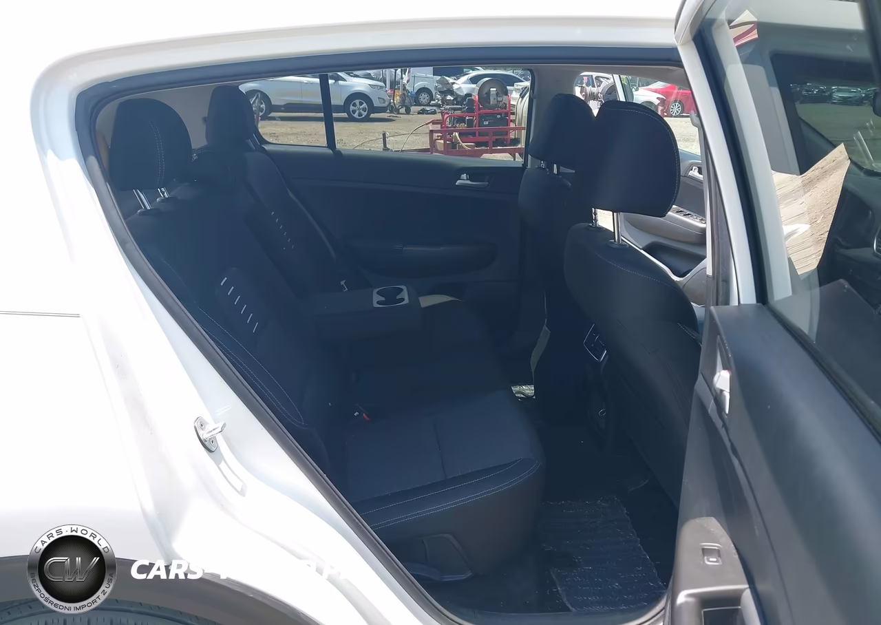 2021 Kia Sportage Lx VIN:KNDPMCAC2M7913174 - 8