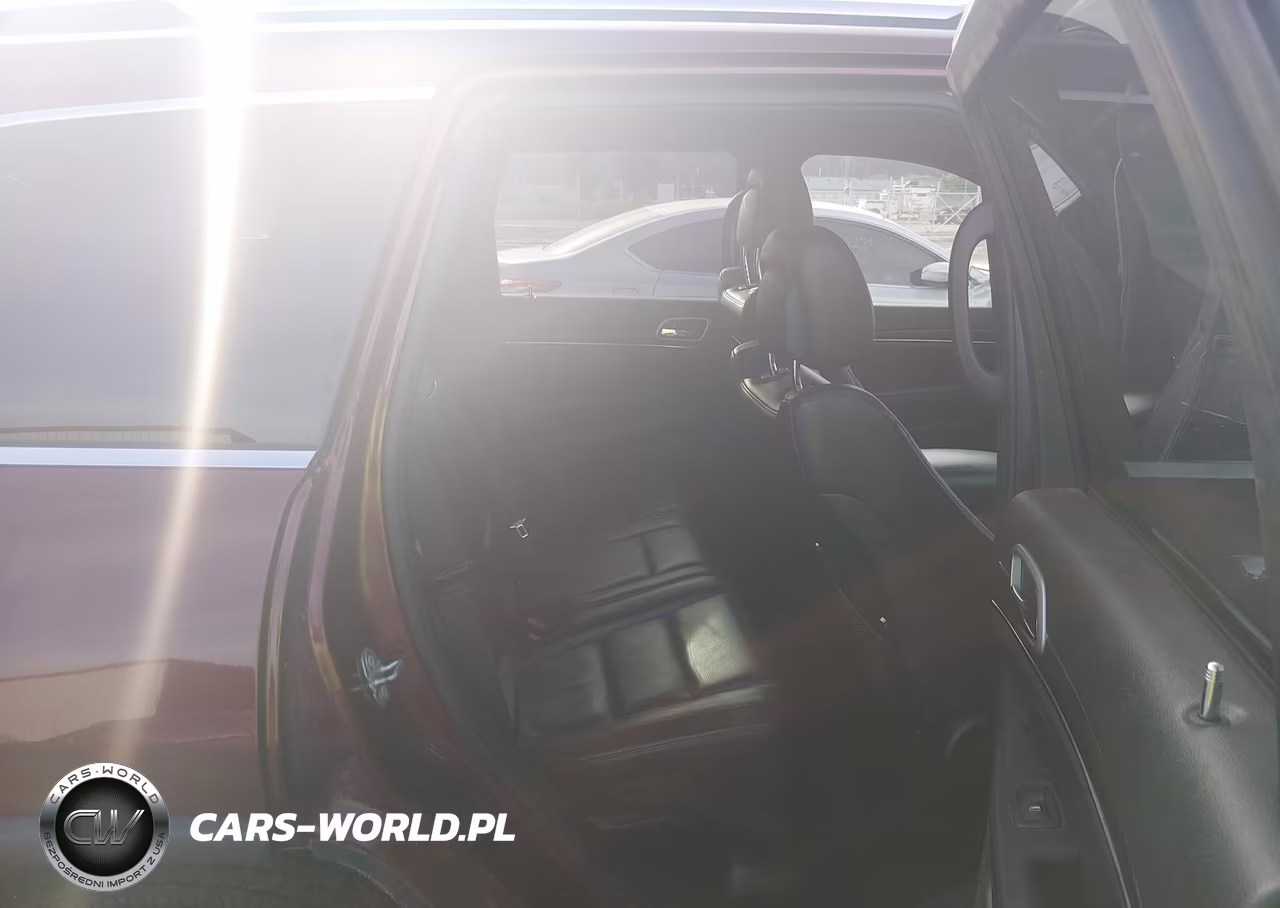 2019 Jeep Grand Cherokee Limited 4X4 VIN:1C4RJFBGXKC772797 - 8
