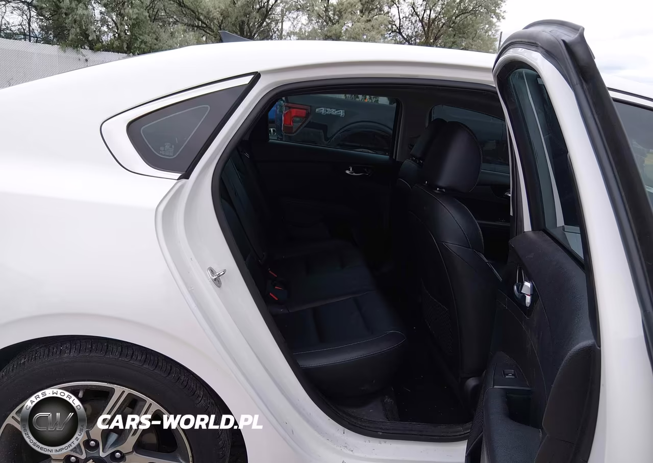 2021 Kia Forte Ex VIN:3KPF54AD2ME284006 - 8