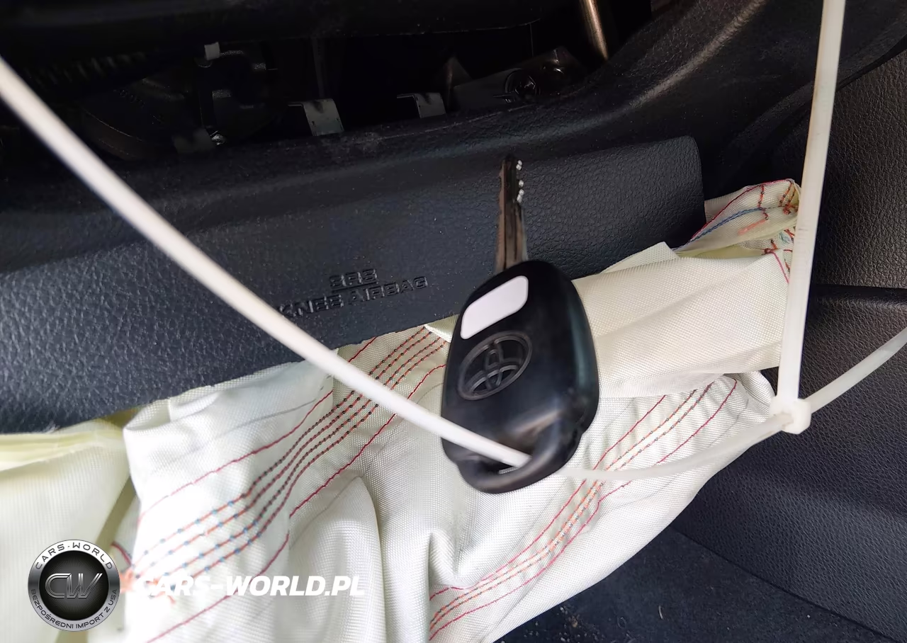 2014 Toyota Corolla Le Eco VIN:2T1BPRHE6EC186455 - 11