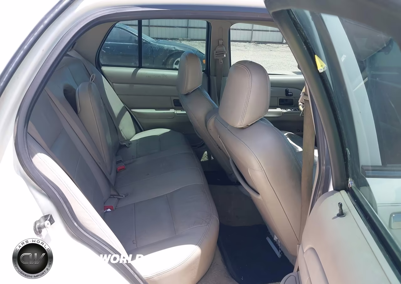2008 Ford Crown Victoria Lx VIN:2FAFP74V98X127482 - 8