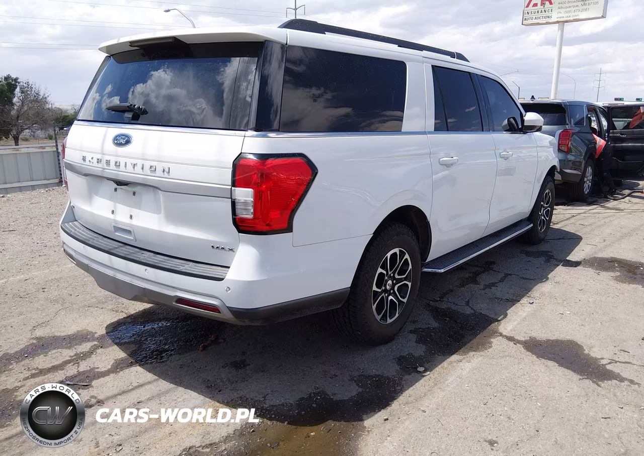 2023 Ford Expedition Xlt Max VIN:1FMJK1J85PEA16731 - 4