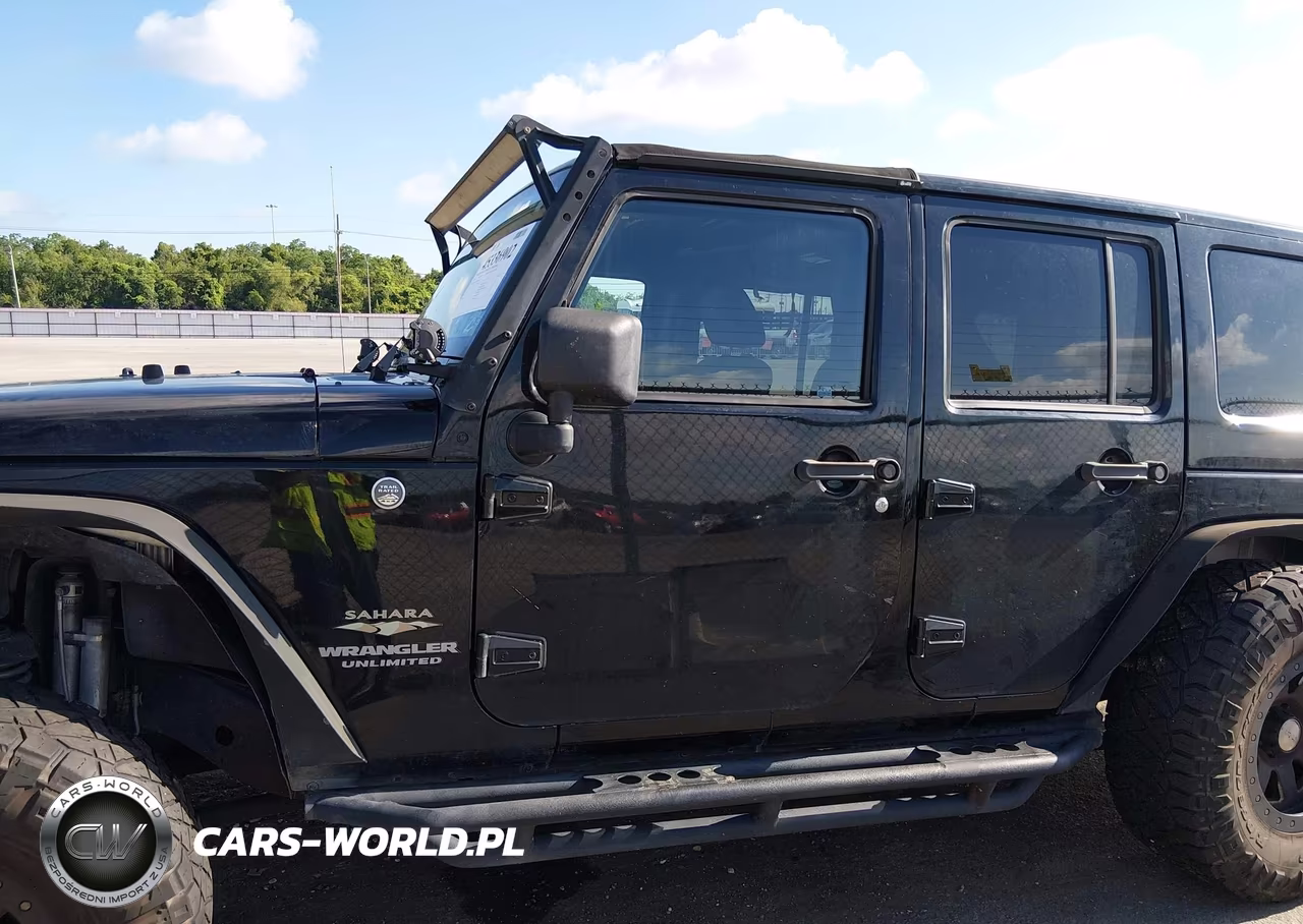 2012 Jeep Wrangler Unlimited Sahara VIN:1C4BJWEG2CL227935 - 15