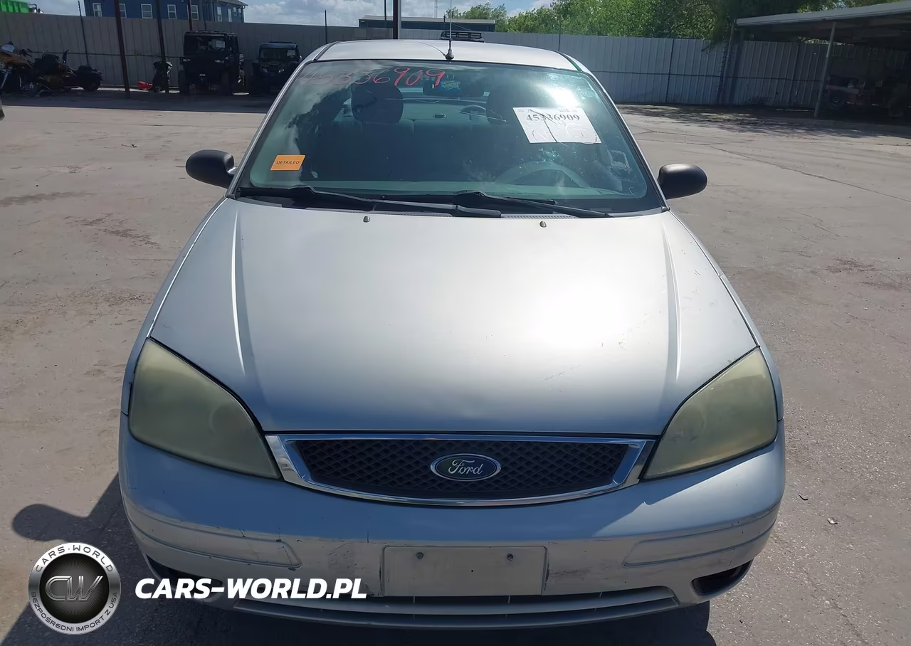 2005 Ford Focus Zx4 VIN:1FAFP34N55W298455 - 11