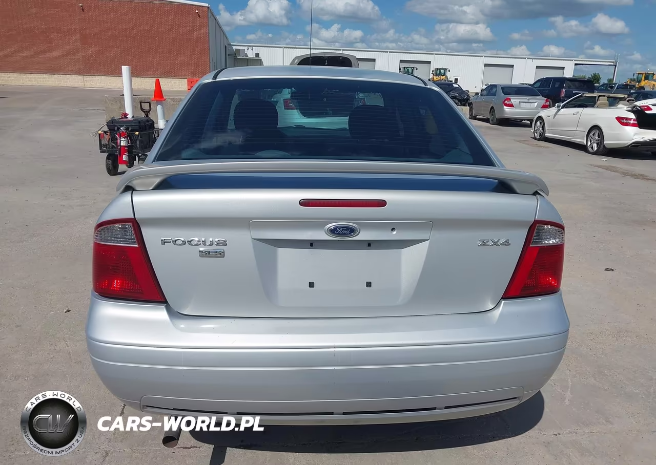 2005 Ford Focus Zx4 VIN:1FAFP34N55W298455 - 15
