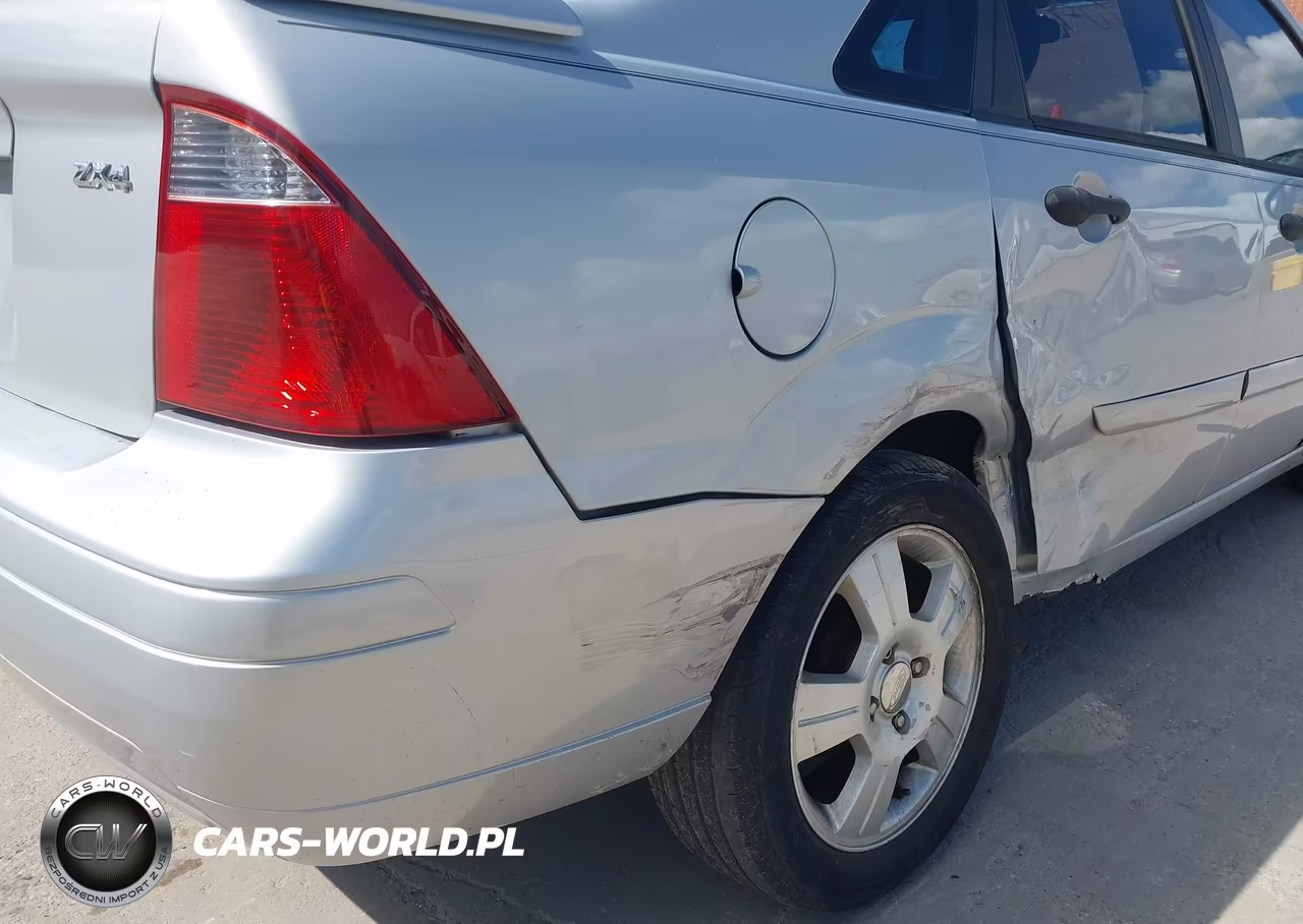 2005 Ford Focus Zx4 VIN:1FAFP34N55W298455 - 18