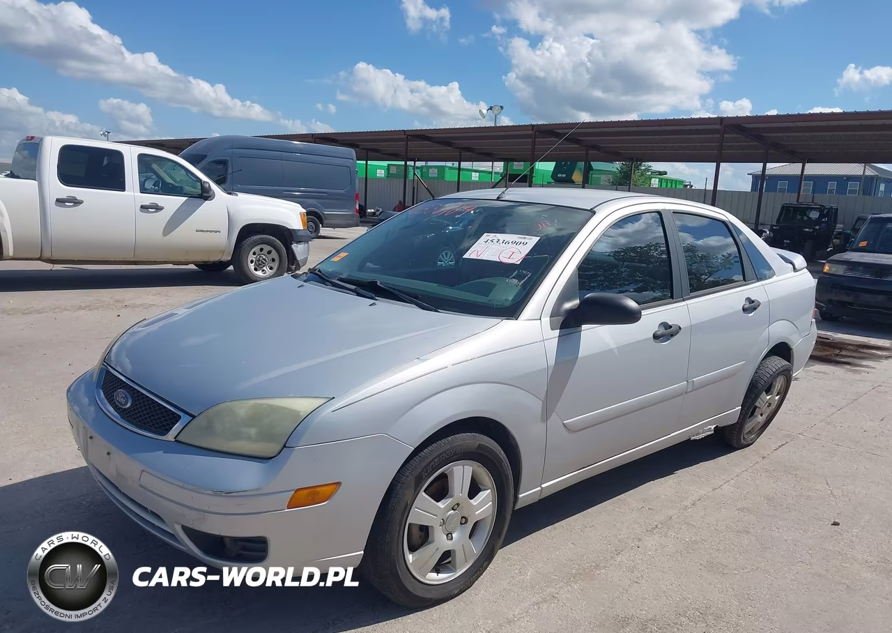 2005 Ford Focus Zx4 VIN:1FAFP34N55W298455 - 2