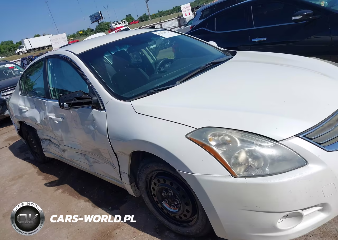 2011 Nissan Altima 2.5 S VIN:1N4AL2AP7BN464837 - 14
