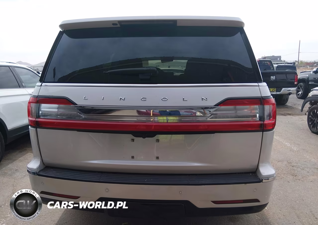 2019 Lincoln Navigator Select VIN:5LMJJ2HT9KEL16362 - 17