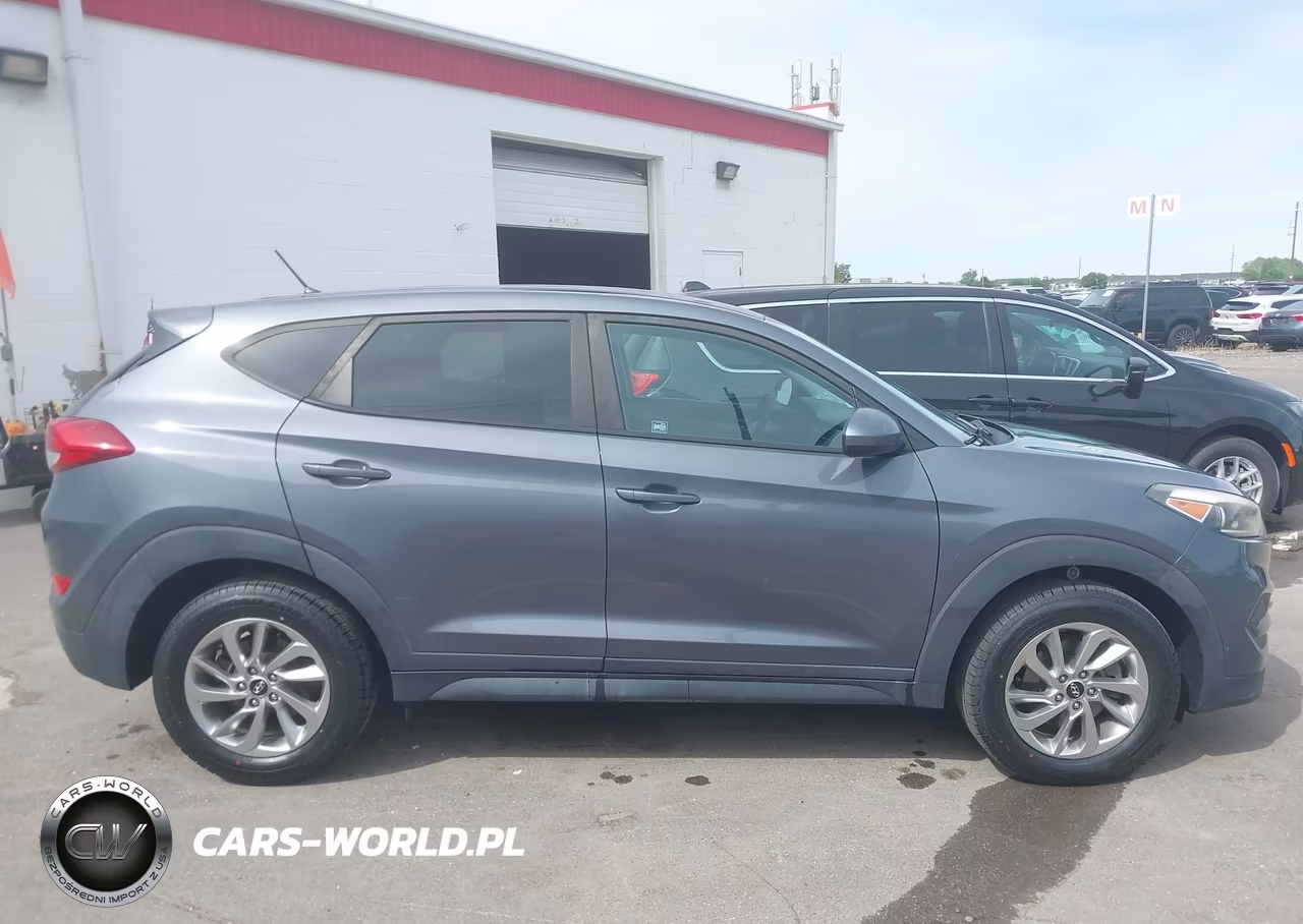 2018 Hyundai Tucson Se VIN:KM8J23A41JU655226 - 15