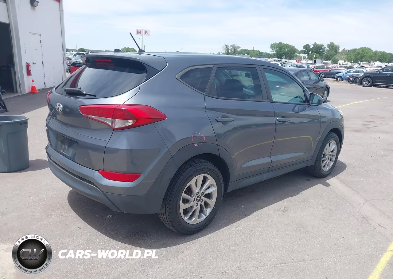2018 Hyundai Tucson Se VIN:KM8J23A41JU655226 - 4