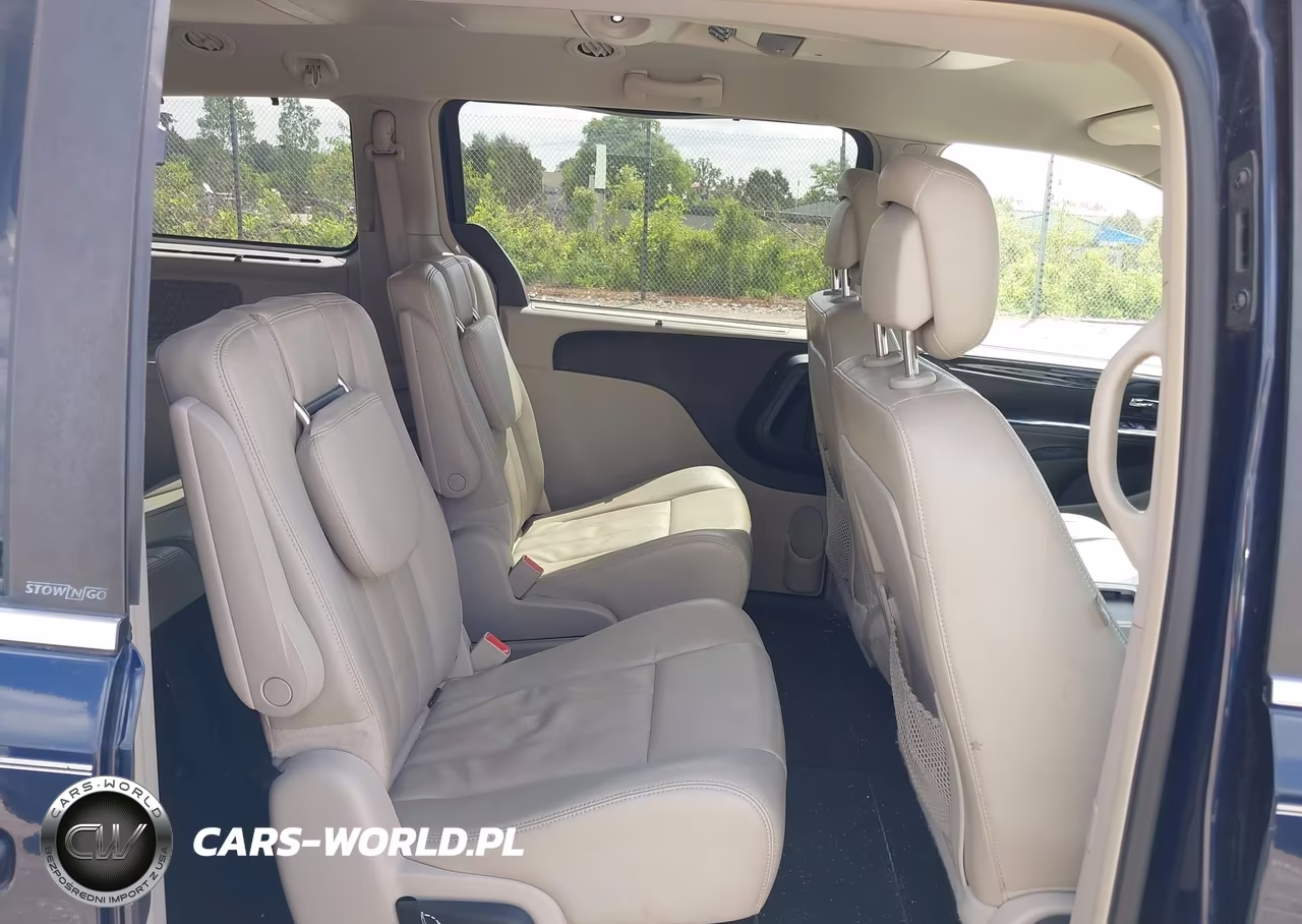 2013 Chrysler Town & Country Touring VIN:2C4RC1BG4DR573607 - 8