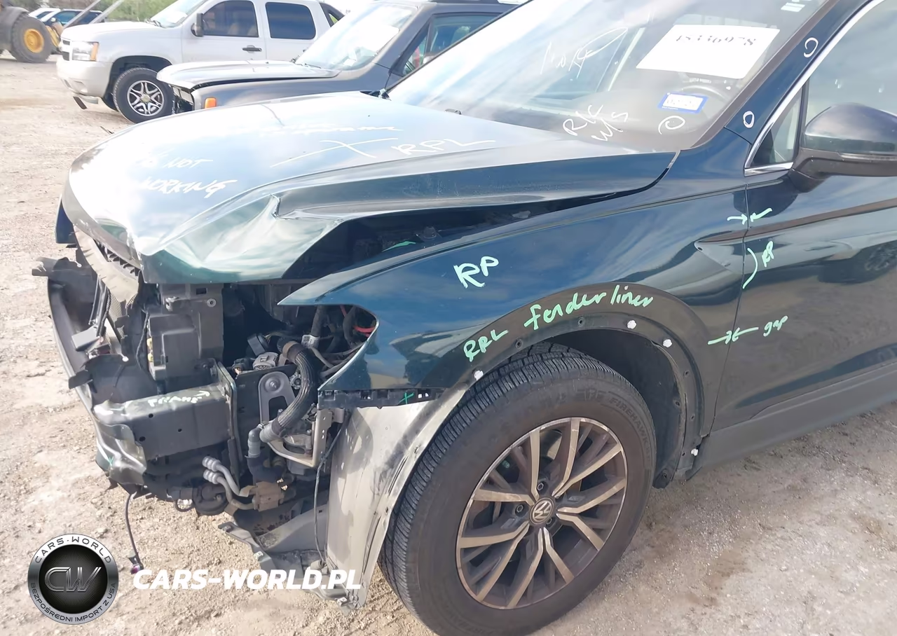 2019 Volkswagen Tiguan 2.0T Se-2.0T Sel-2.0T Sel R-Line-2.0T Sel R-Line Black VIN:3VV3B7AX7KM130905 - 18