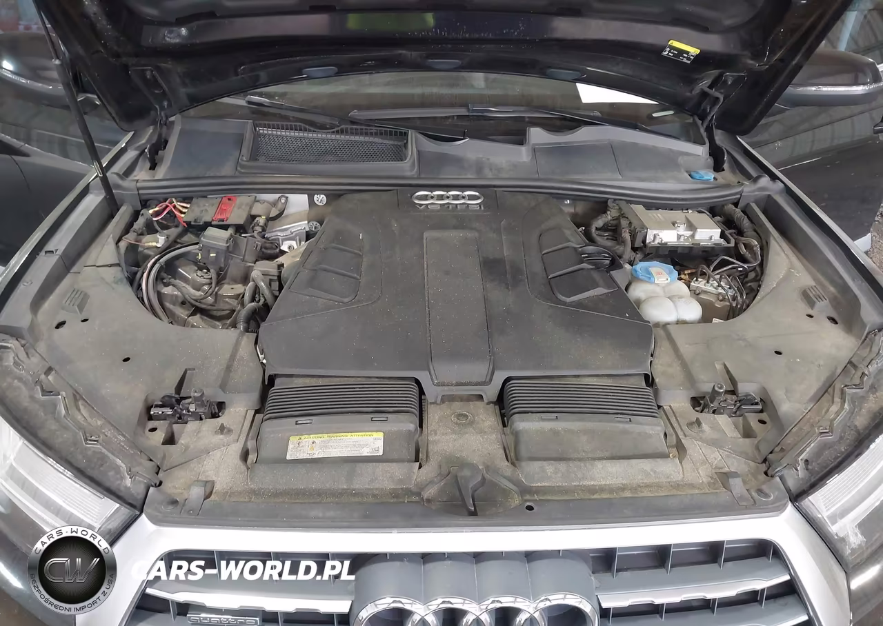 2017 Audi Q7 3.0T Premium VIN:WA1LAAF72HD027428 - 10