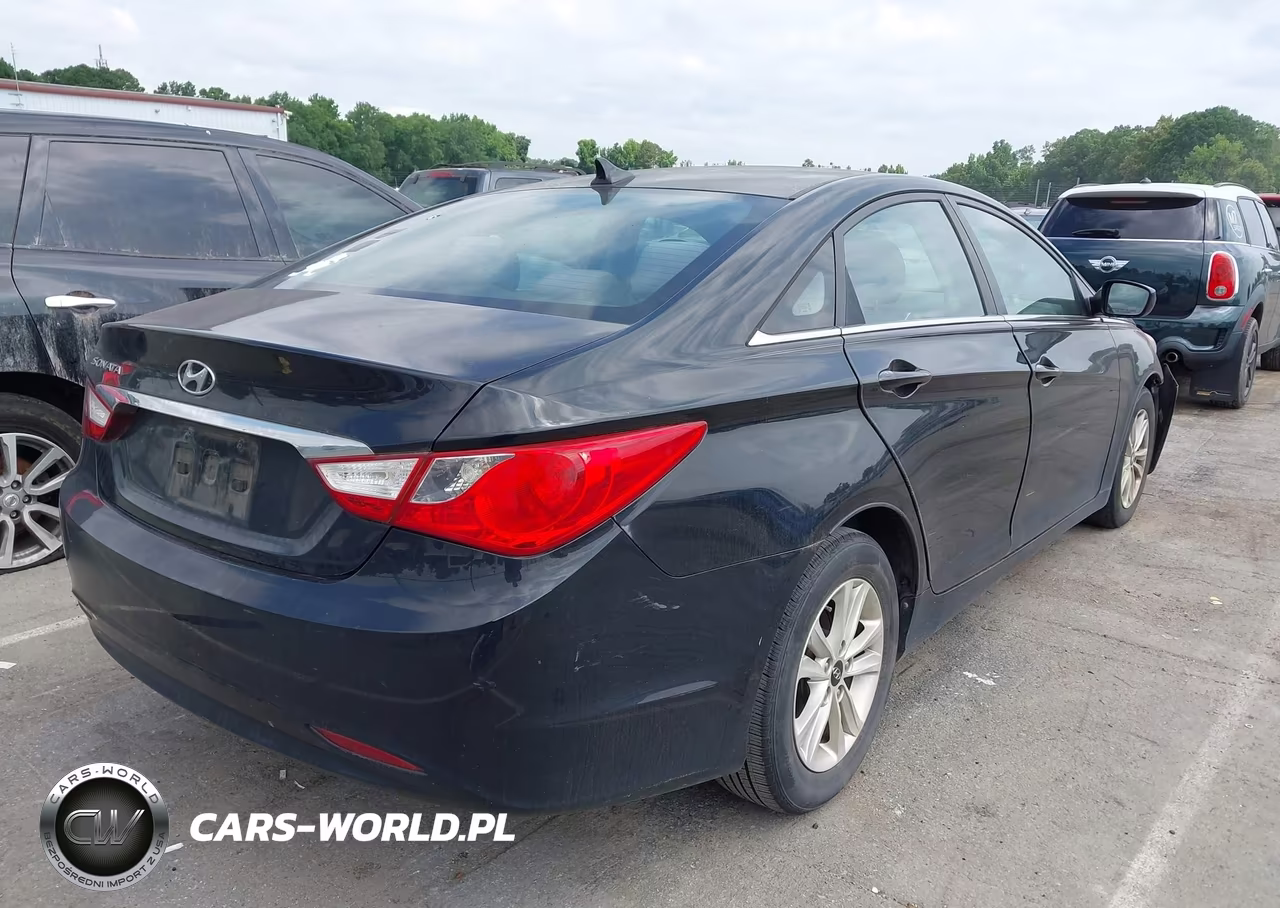 2011 Hyundai Sonata Gls VIN:5NPEB4AC8BH017778 - 4