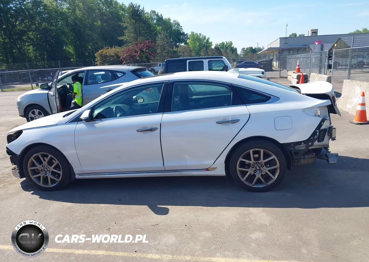 2018 Hyundai Sonata Sport 2.0T VIN:5NPE34AB4JH666478 - 15