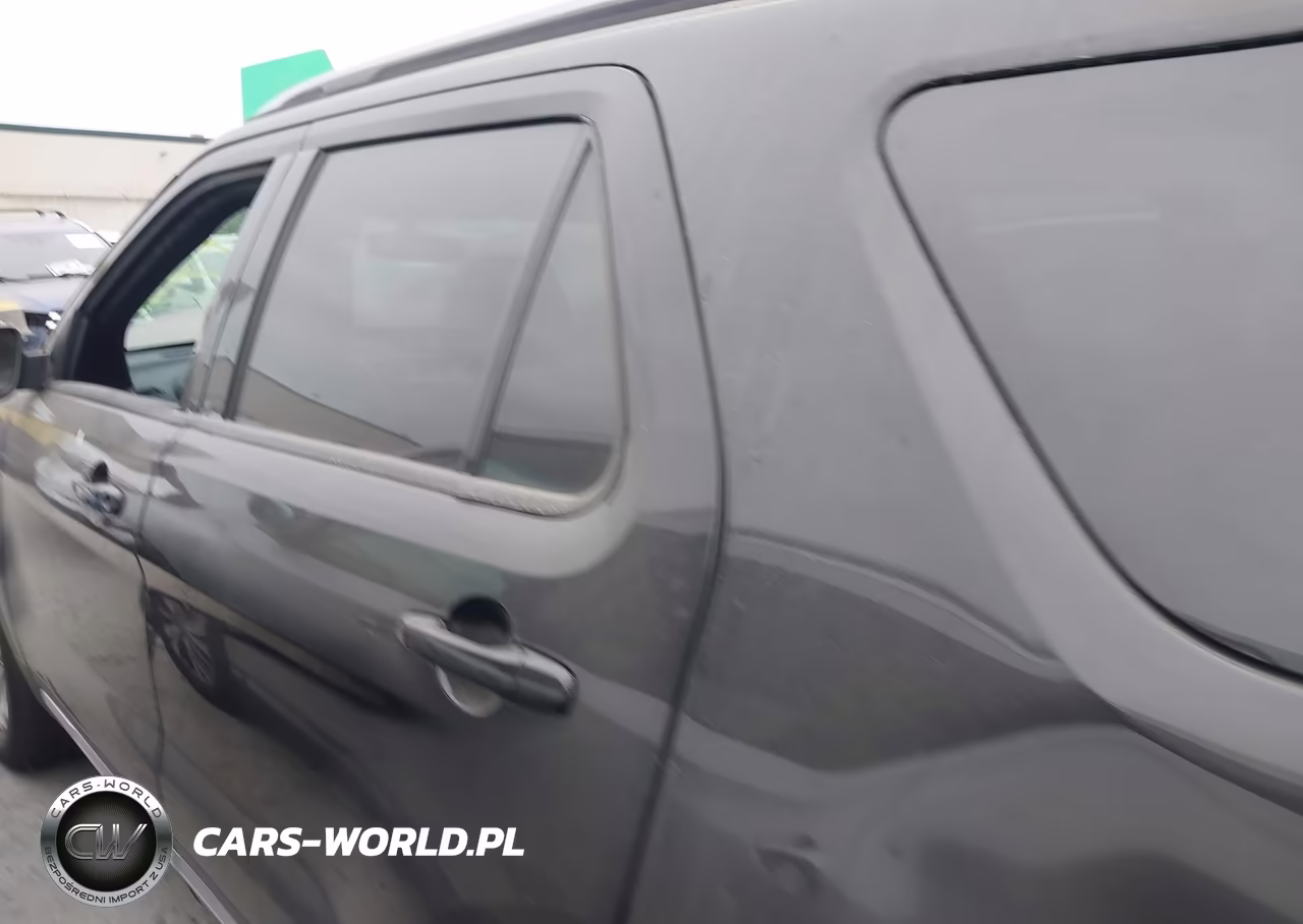 2017 Ford Explorer Xlt VIN:1FM5K7D87HGD89260 - 15