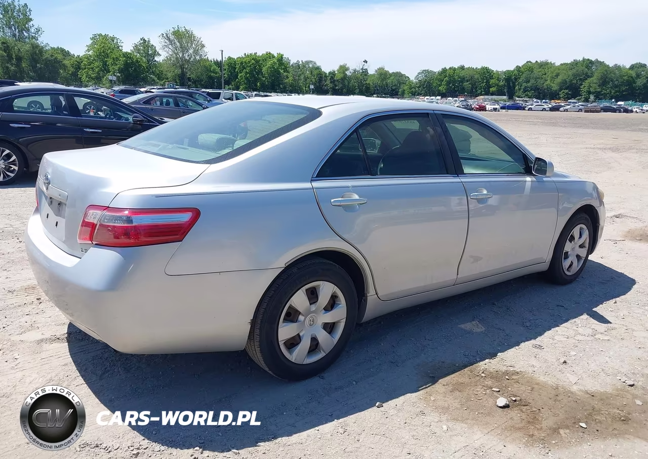 2007 Toyota Camry Le VIN:4T1BE46KX7U527097 - 4