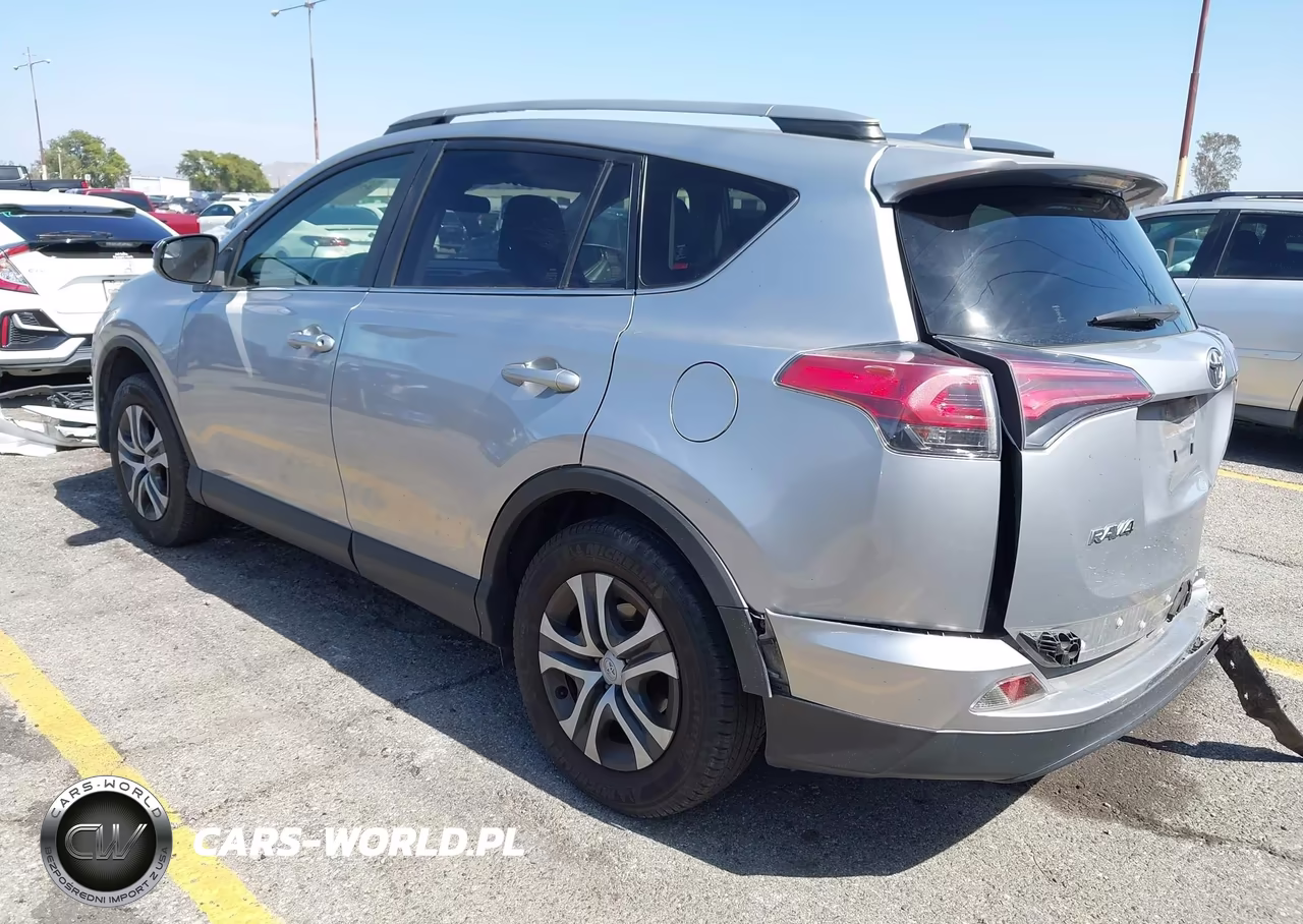 2018 Toyota Rav4 Le VIN:JTMZFREV3JJ158505 - 3