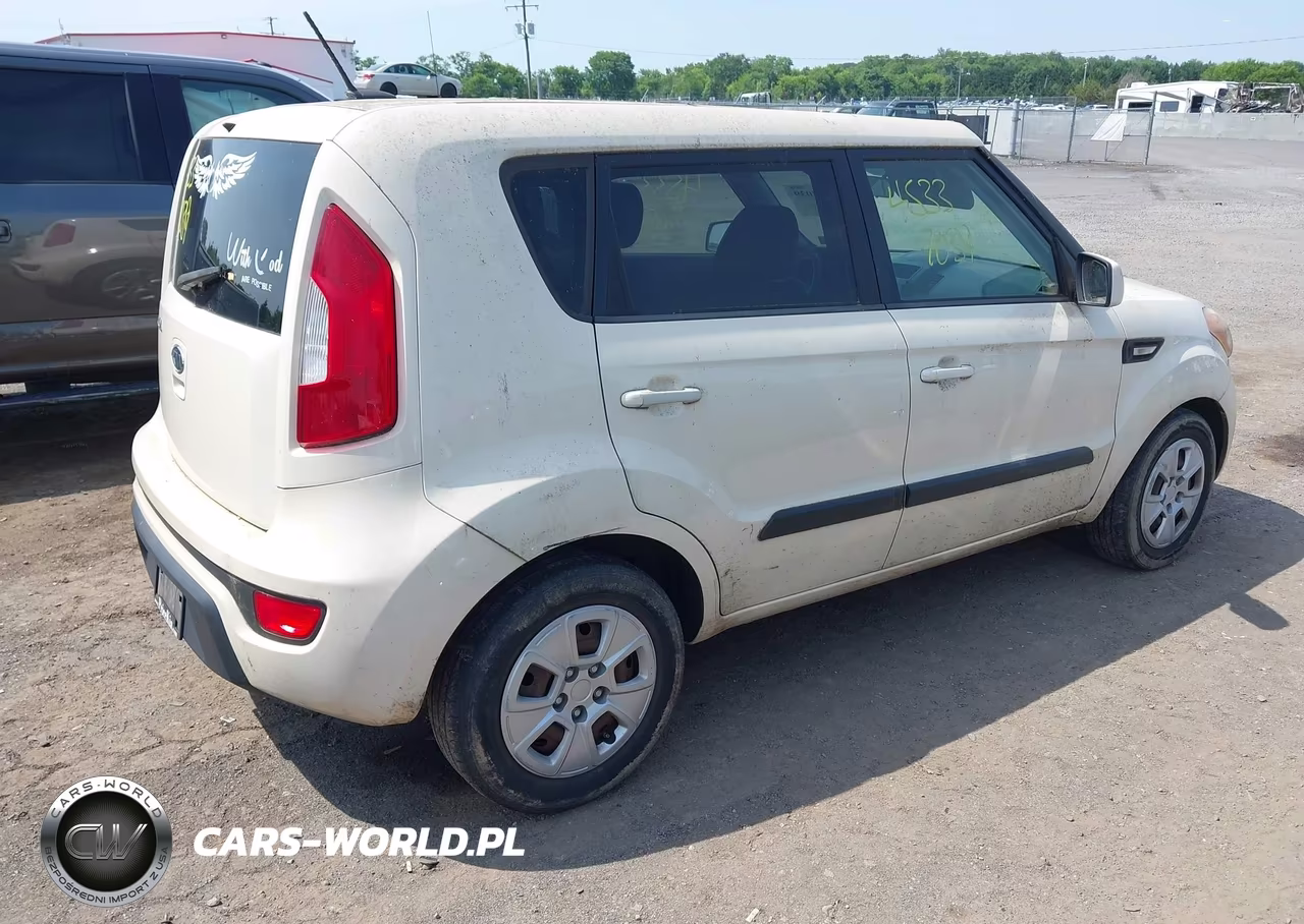 2012 Kia Soul VIN:KNDJT2A59C7387340 - 4
