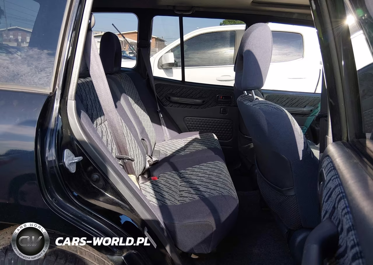 2000 Toyota Rav4 VIN:JT3HP10V3Y7157853 - 8