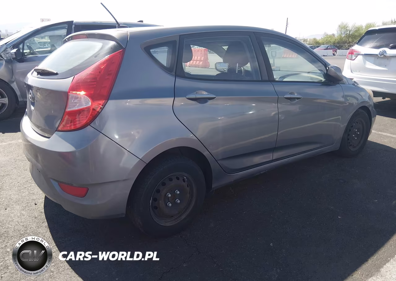 2016 Hyundai Accent Se VIN:KMHCT5AE4GU255230 - 4