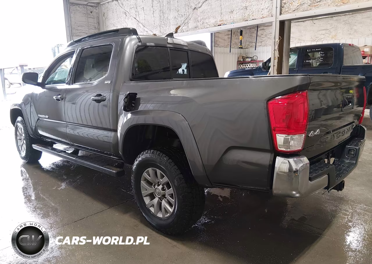 2017 Toyota Tacoma Sr5 V6 VIN:3TMCZ5AN6HM094243 - 3