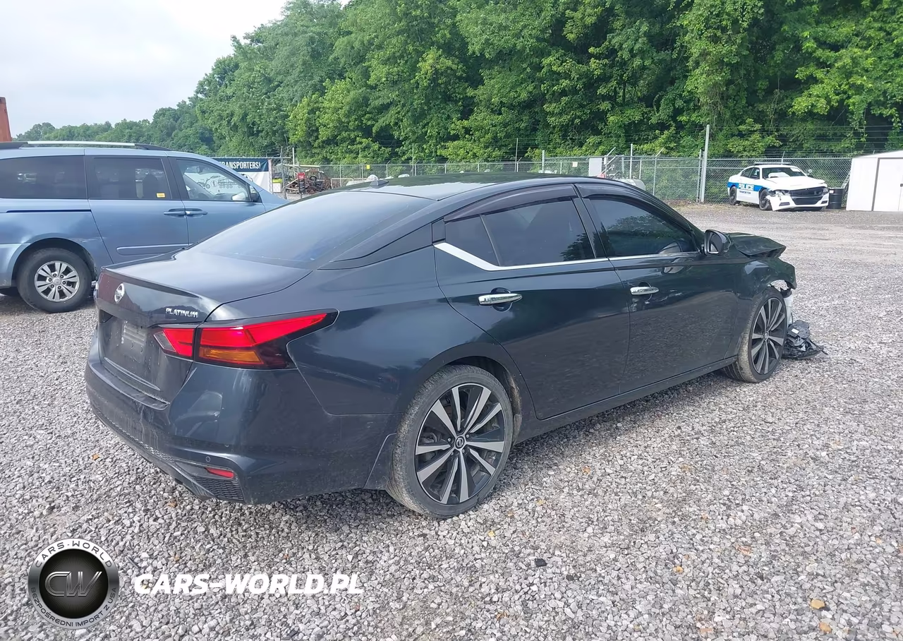 2019 Nissan Altima 2.5 Platinum VIN:1N4BL4FV4KC107036 - 4