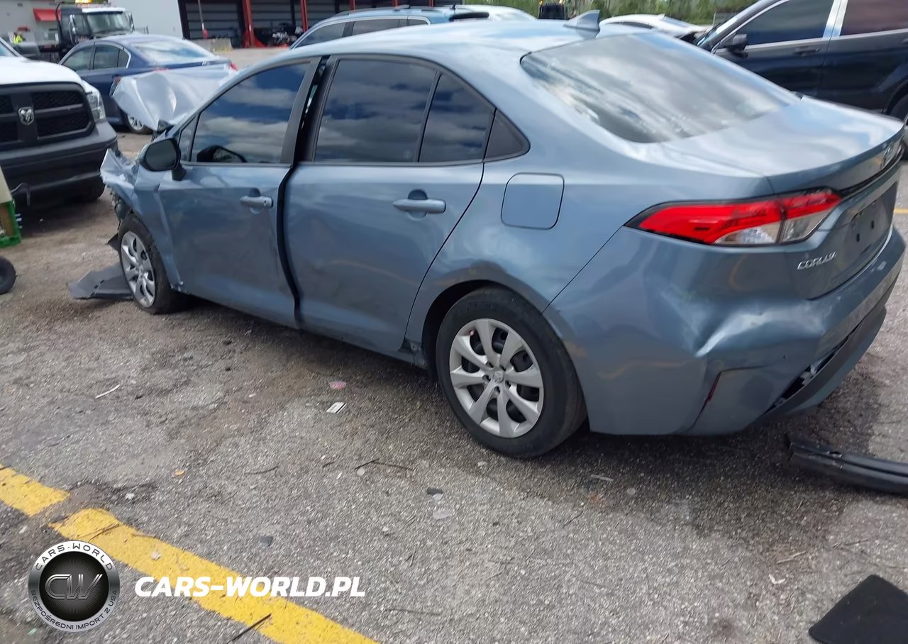 2020 Toyota Corolla Le VIN:5YFEPRAE7LP038044 - 3