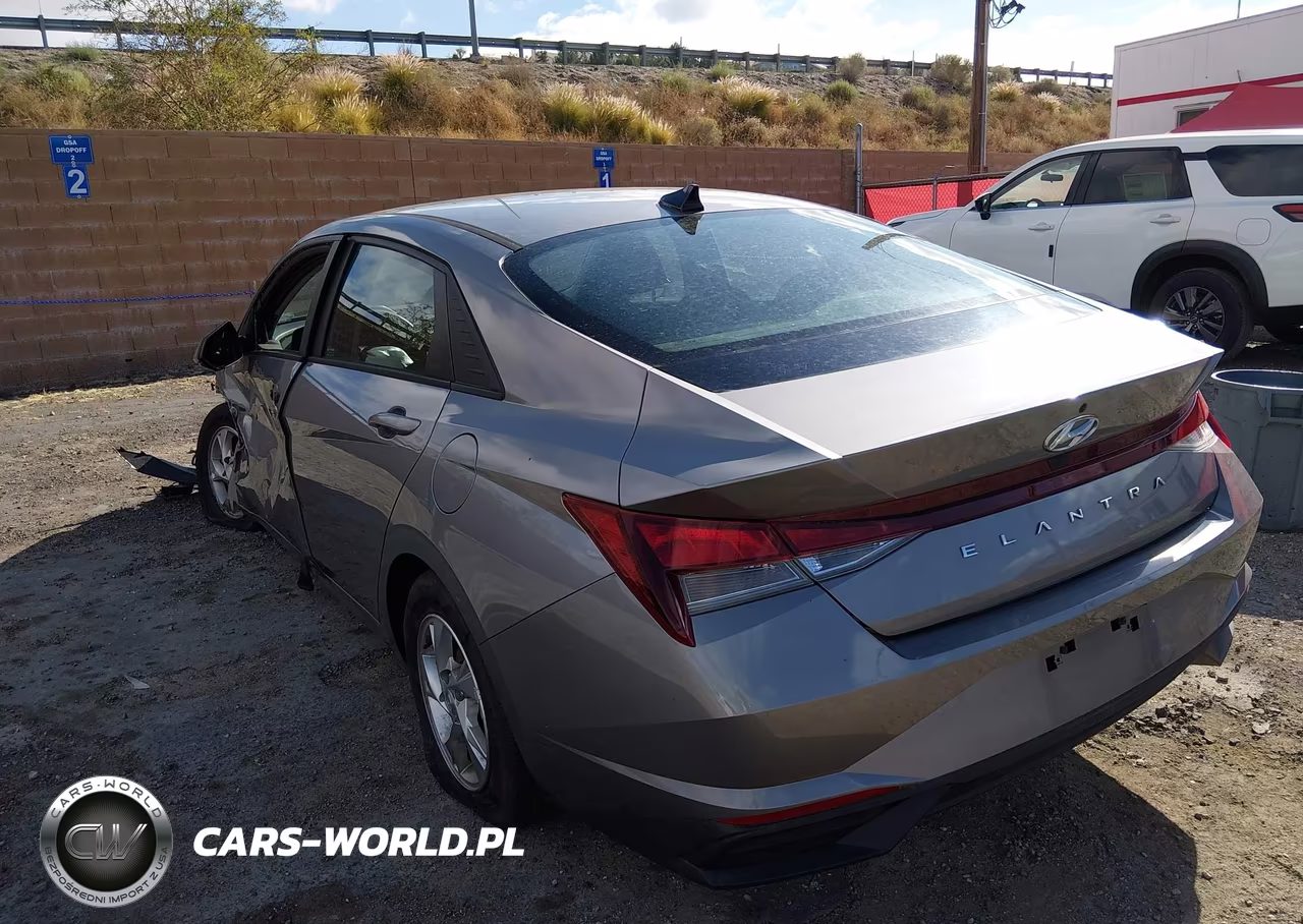 2023 Hyundai Elantra Se VIN:KMHLL4AG3PU627085 - 3