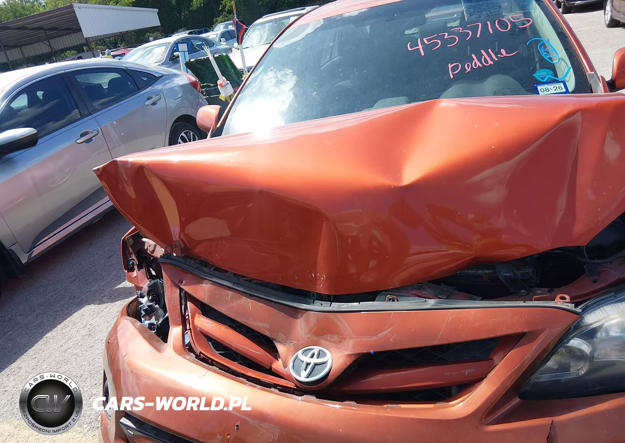 2013 Toyota Corolla S Special Edition VIN:2T1BU4EE7DC065562 - 12