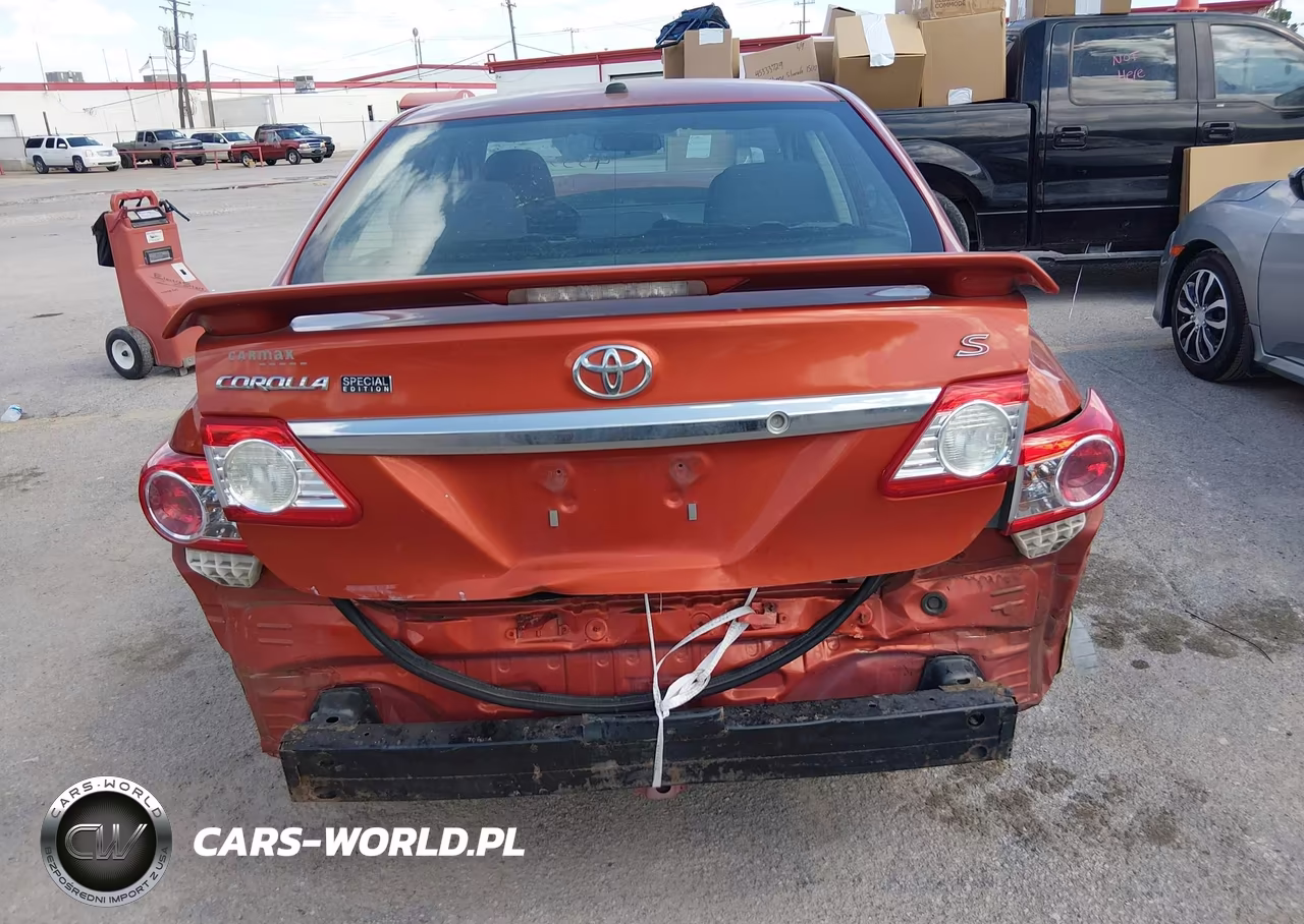 2013 Toyota Corolla S Special Edition VIN:2T1BU4EE7DC065562 - 16