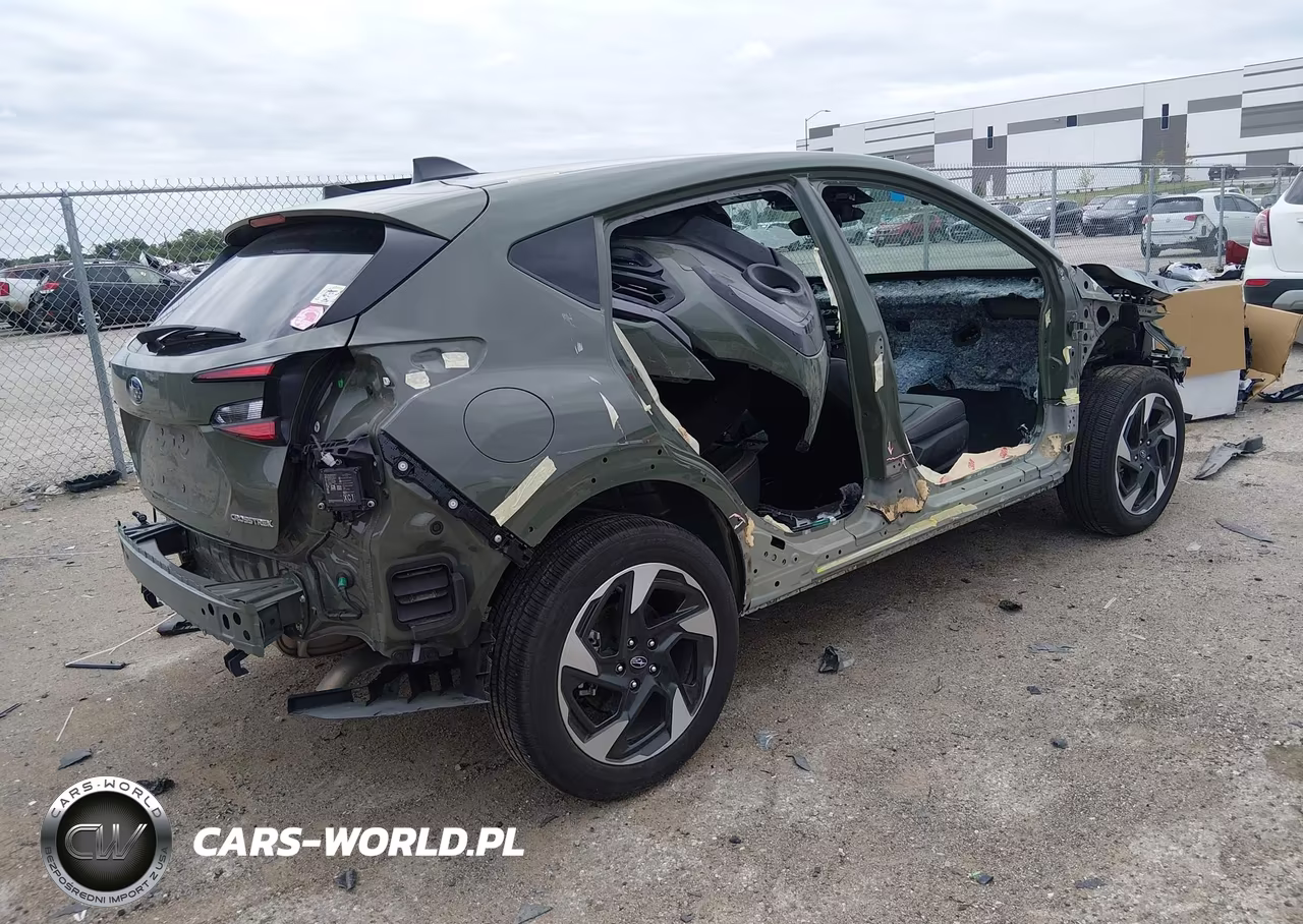 2024 Subaru Crosstrek Limited VIN:4S4GUHM64R3825496 - 4