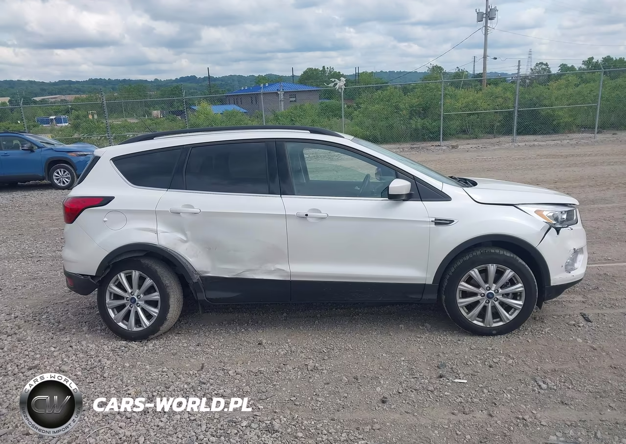 2019 Ford Escape Sel VIN:1FMCU9HD3KUA94119 - 13