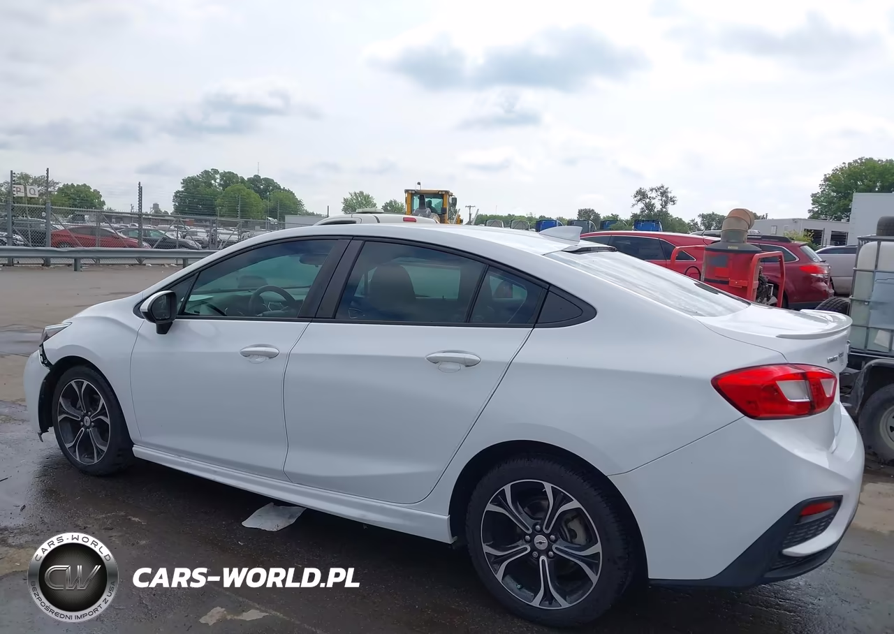 2019 Chevrolet Cruze Lt VIN:1G1BE5SM0K7138342 - 15