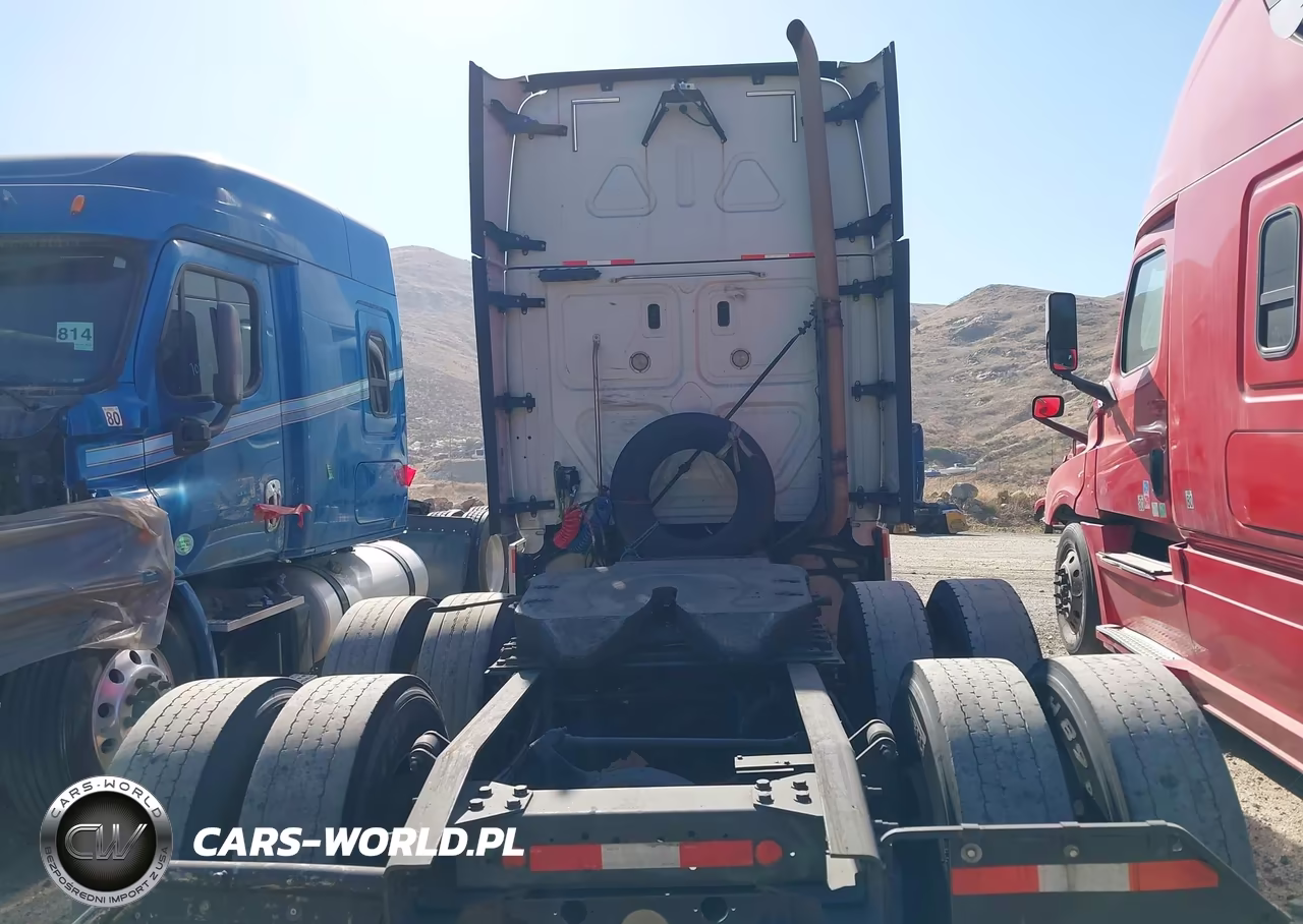 2018 Freightliner Cascadia 125 VIN:3AKNGLDR9JSJJ0103 - 20