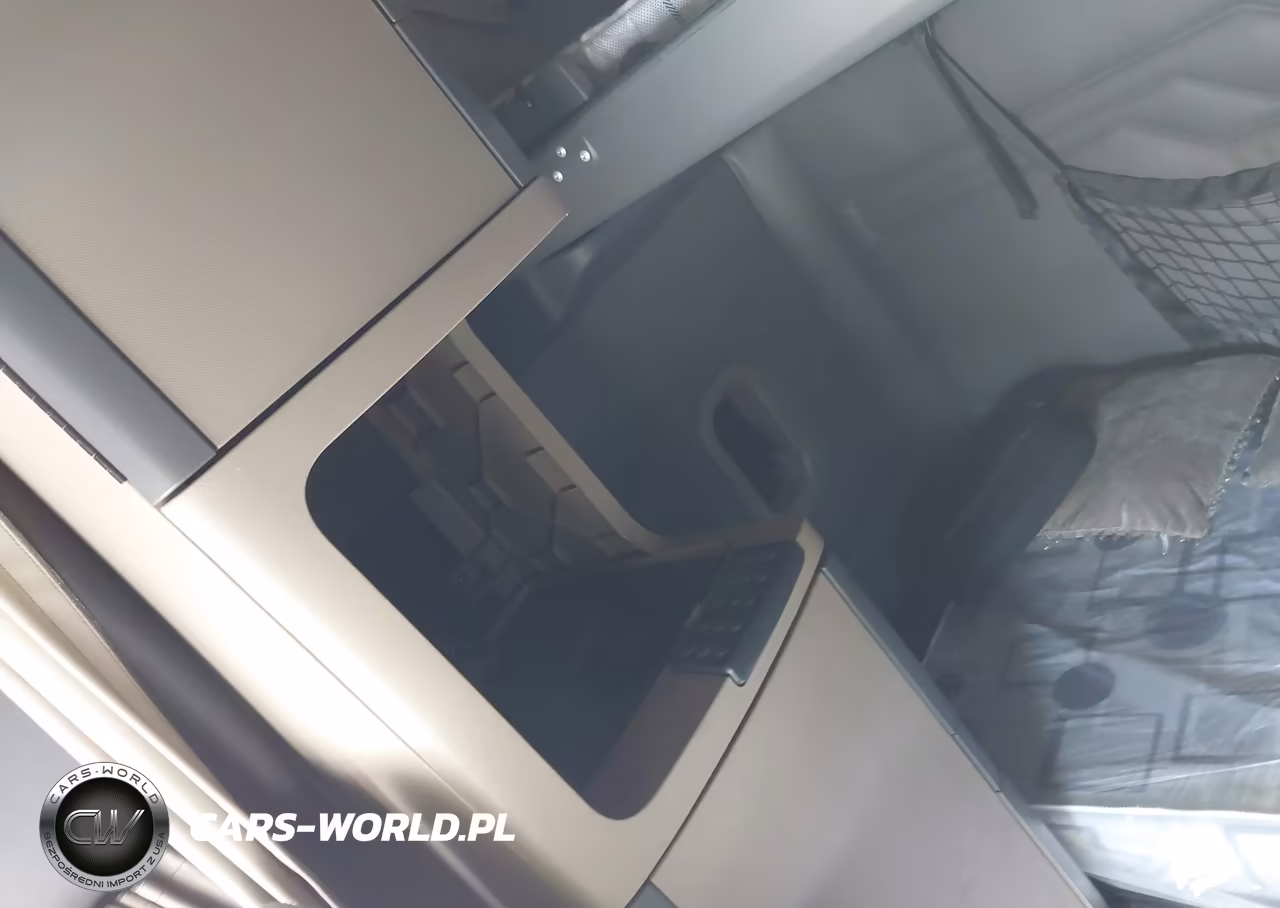 2018 Freightliner Cascadia 125 VIN:3AKNGLDR9JSJJ0103 - 22