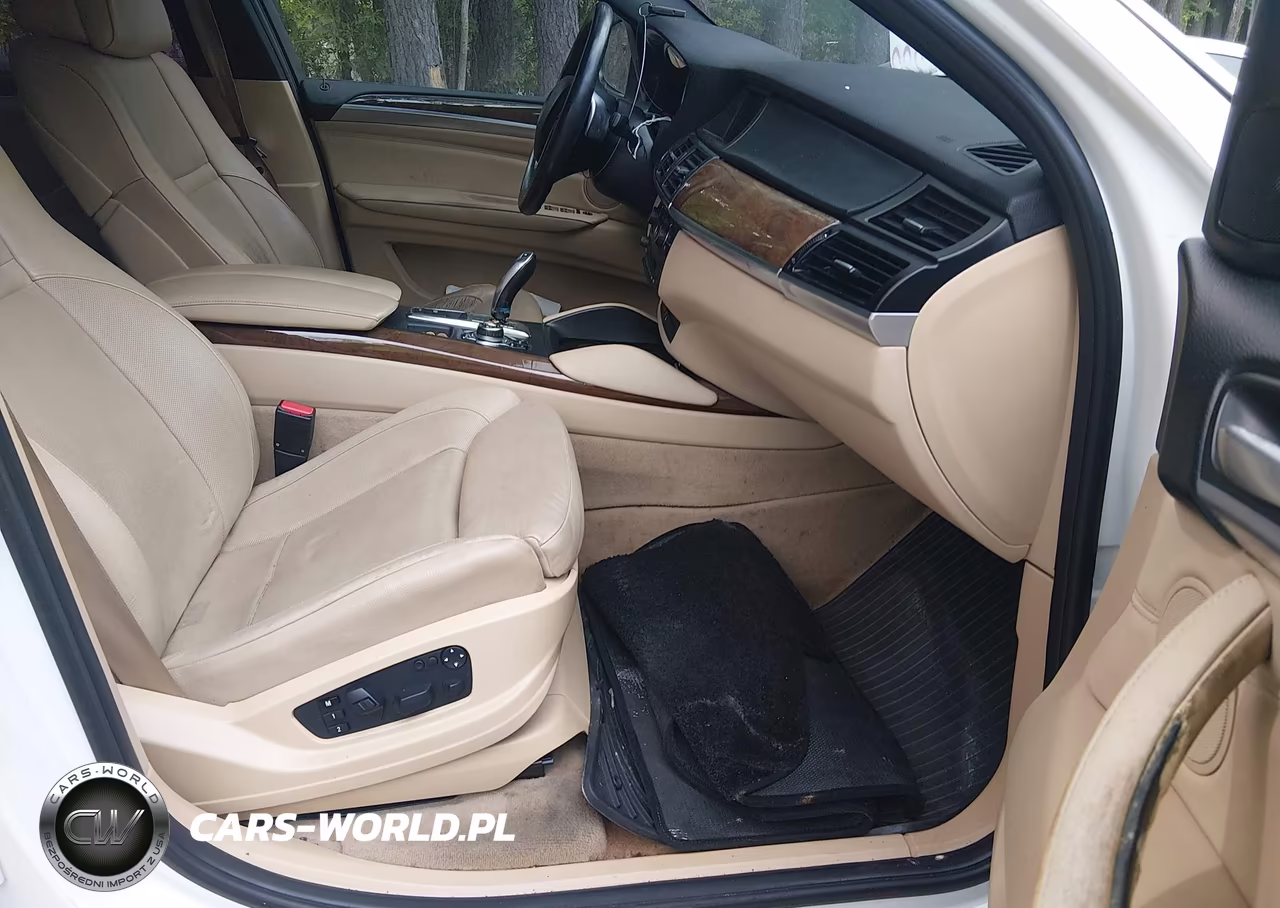 2011 BMW X6 xDrive50I VIN:5UXFG8C54BLZ95541 - 5