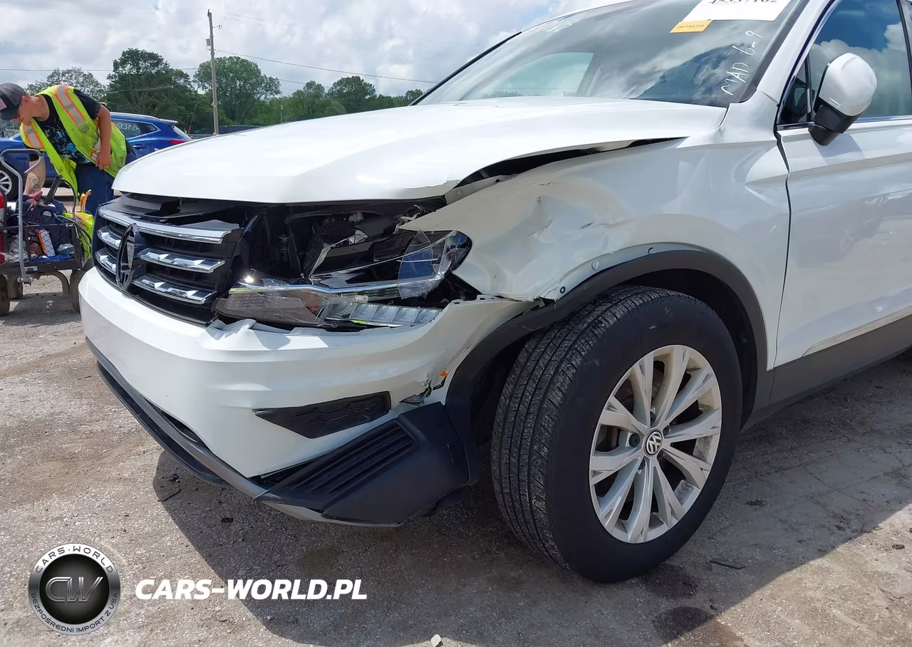2018 Volkswagen Tiguan 2.0T Se-2.0T Sel VIN:3VV3B7AXXJM124630 - 6
