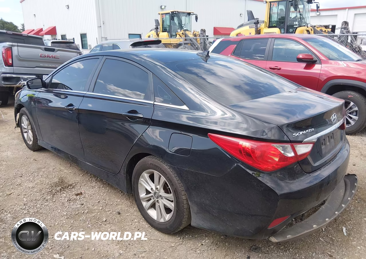 2014 Hyundai Sonata Gls VIN:5NPEB4AC8EH890905 - 3