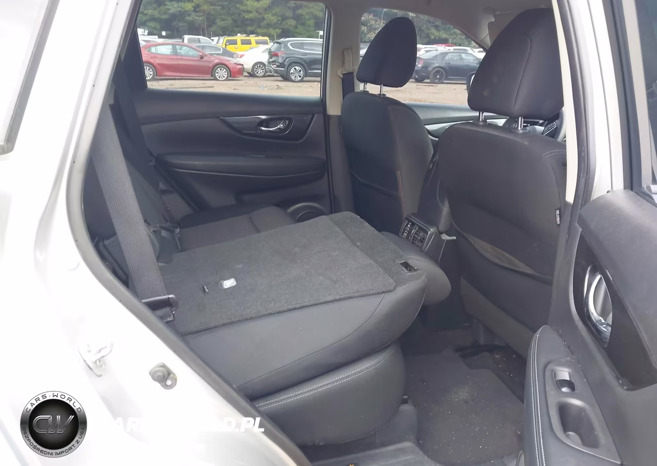 2018 Nissan Rogue S VIN:KNMAT2MT4JP584049 - 8