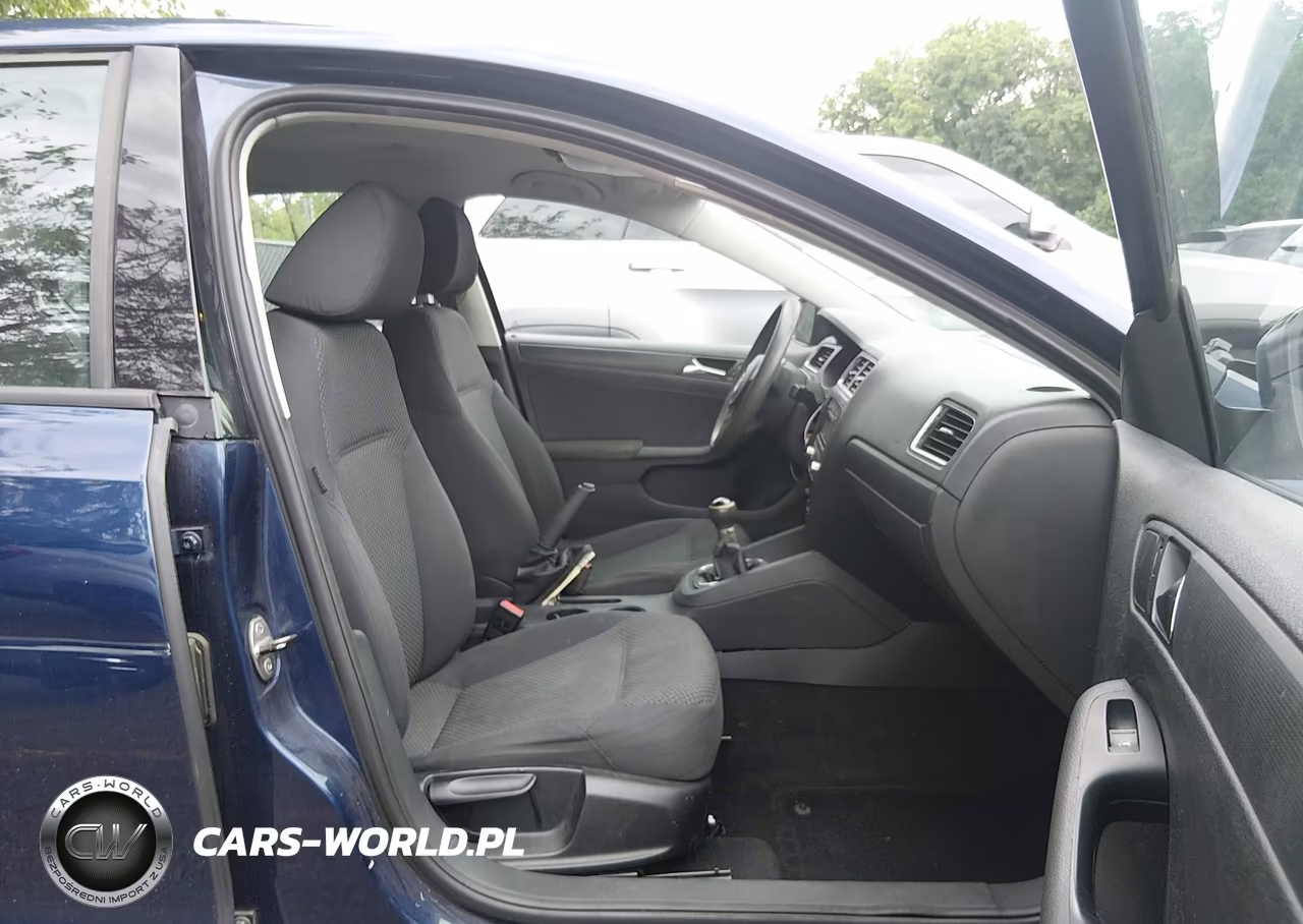 2011 Volkswagen Jetta 2.0L S VIN:3VW1K7AJ9BM049435 - 5
