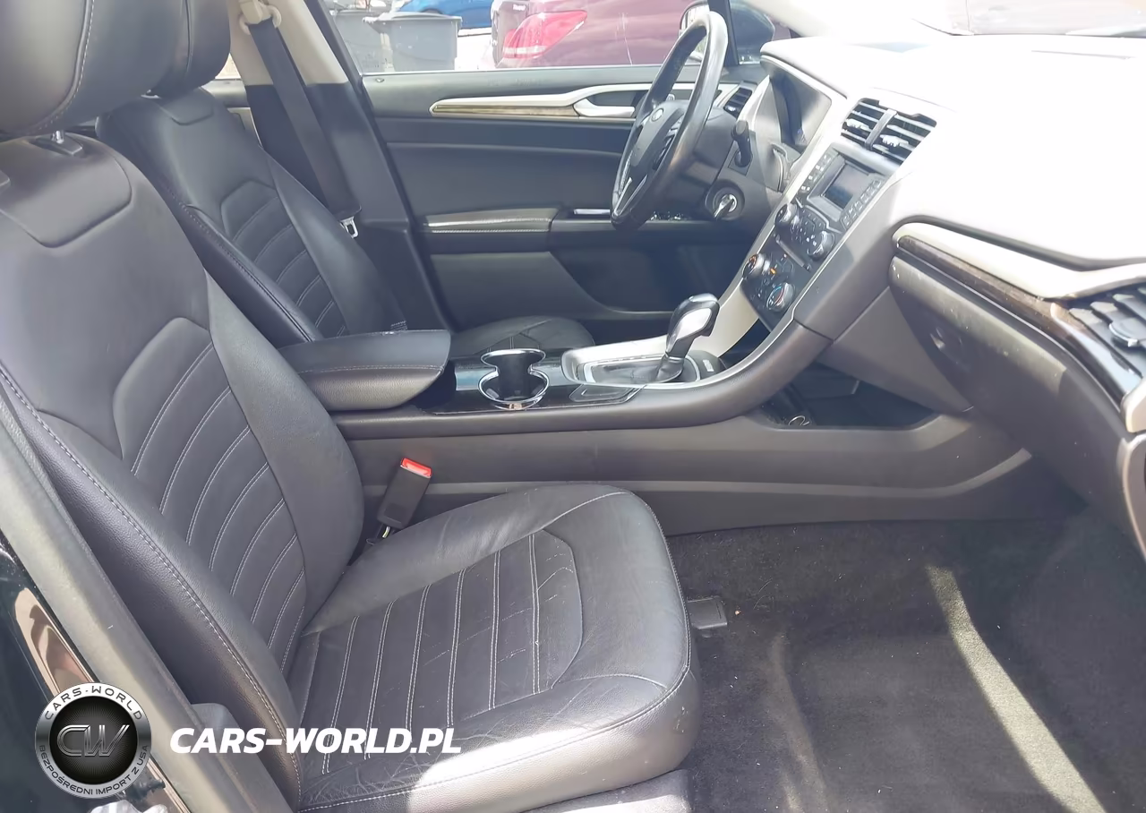 2014 Ford Fusion Se VIN:3FA6P0HDXER211331 - 5