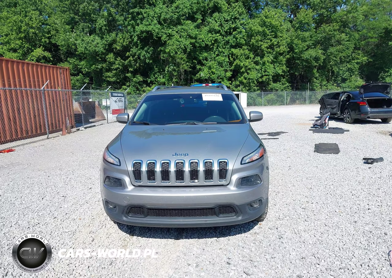 2015 Jeep Cherokee Latitude VIN:1C4PJMCS9FW600215 - 12
